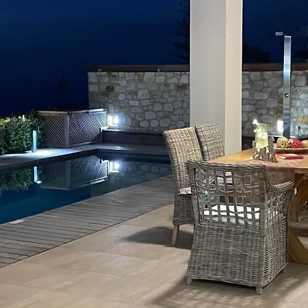 Luxury Mystique With Amazing Seaview *